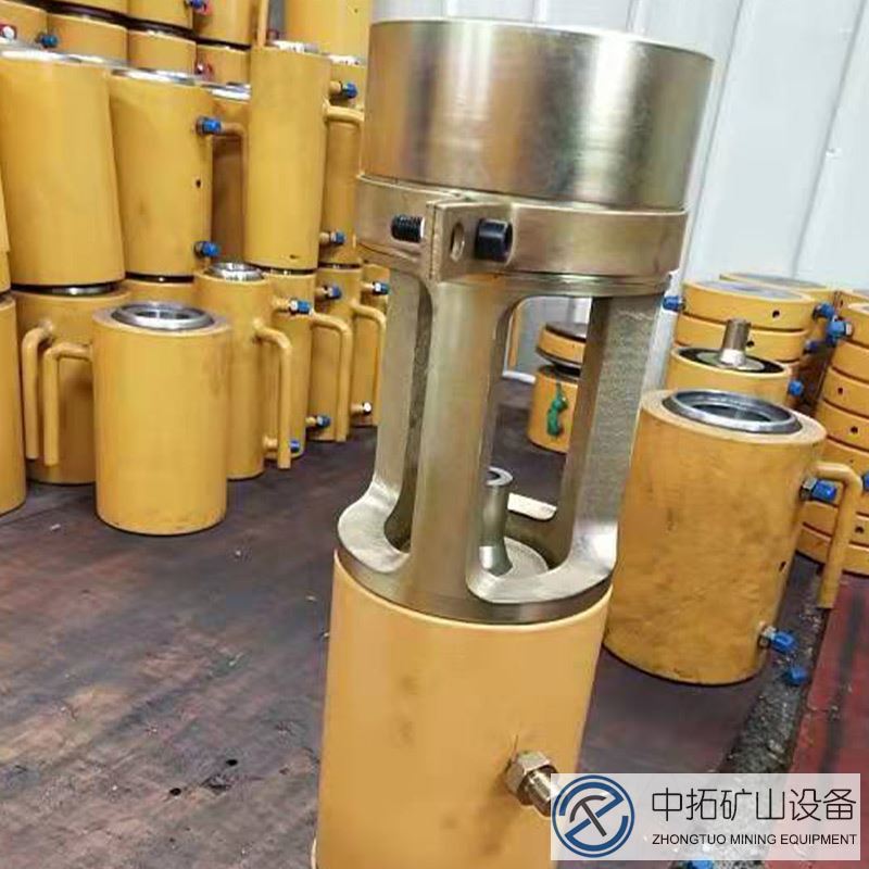 钢绞线挤压机